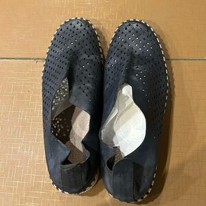 Navy blue tulip shoes